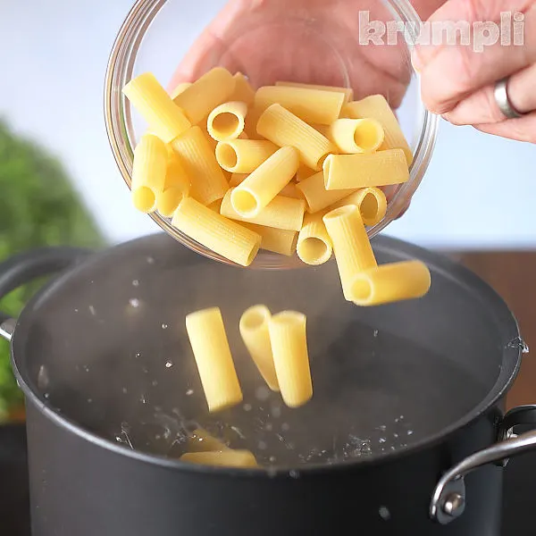 Sardine Pasta process shots 13 of 16