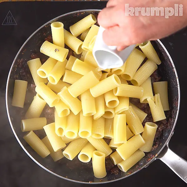 Sardine Pasta process shots 15 of 16