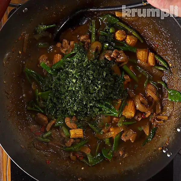 Thai Jungle Curry process shots 12 of 13