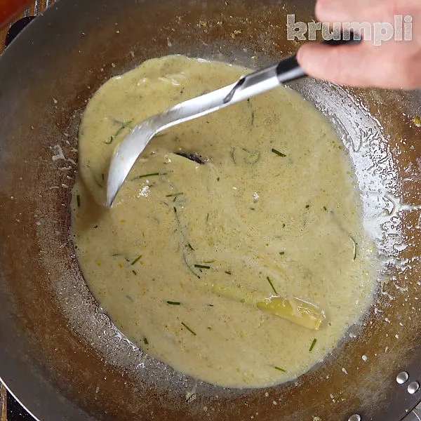 Green thai tofu curry process shots 10 of 20