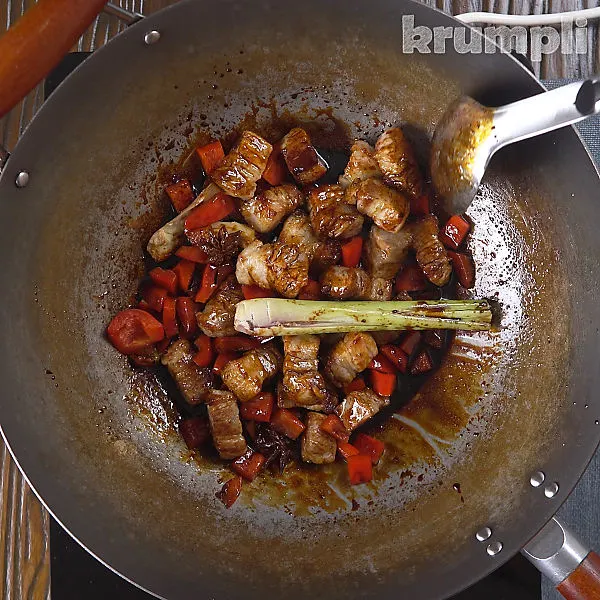 Vietnamese Pork Belly process step 8 of 13