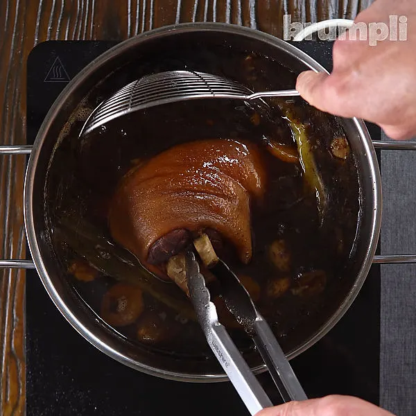 Chinese Braised Pork process shots 15 of 20