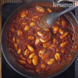Gnocchi with Tomato Sauce process shots 11 of 12