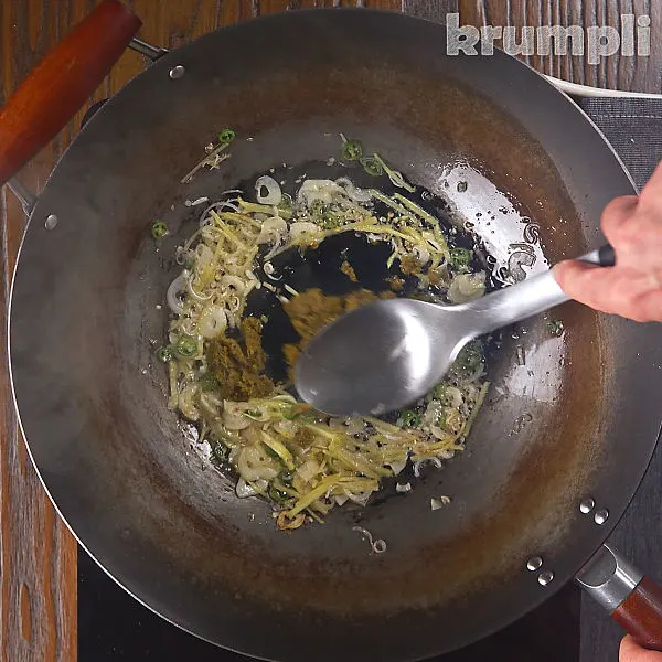 Thai Green Pork Curry process shots 4 of 10