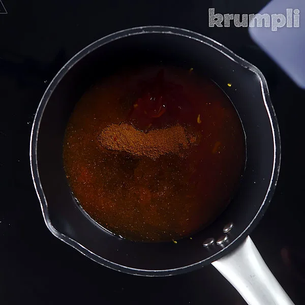 Currywurst process shots 1 of 8