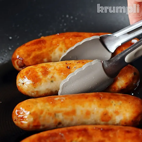 Currywurst process shots 8 of 8