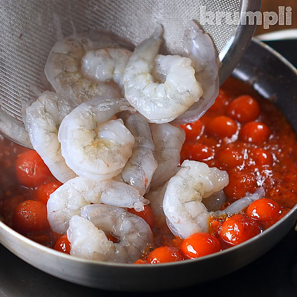Prawn Saganaki process shots 6 of 9
