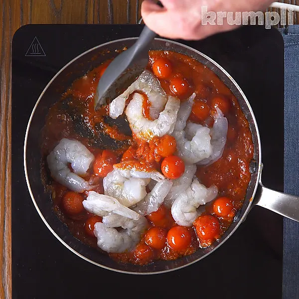 Prawn Saganaki process shots 7 of 9