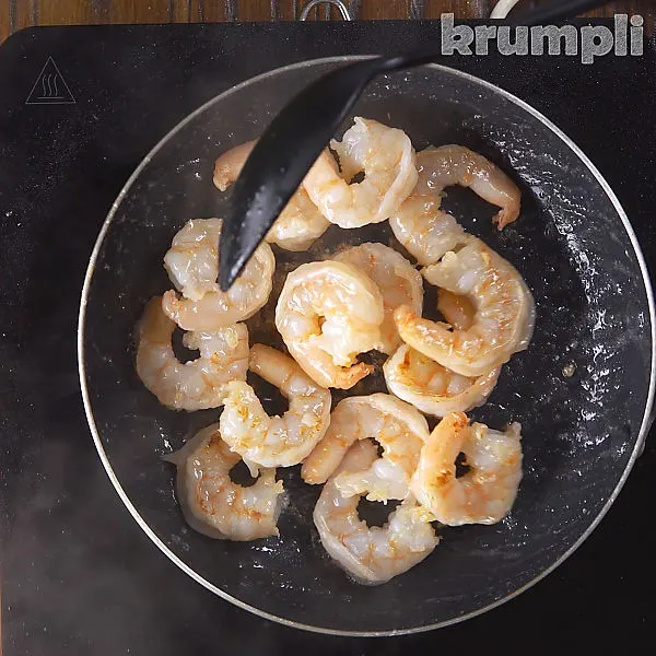 Teriyaki Prawns process shots 4 of 9