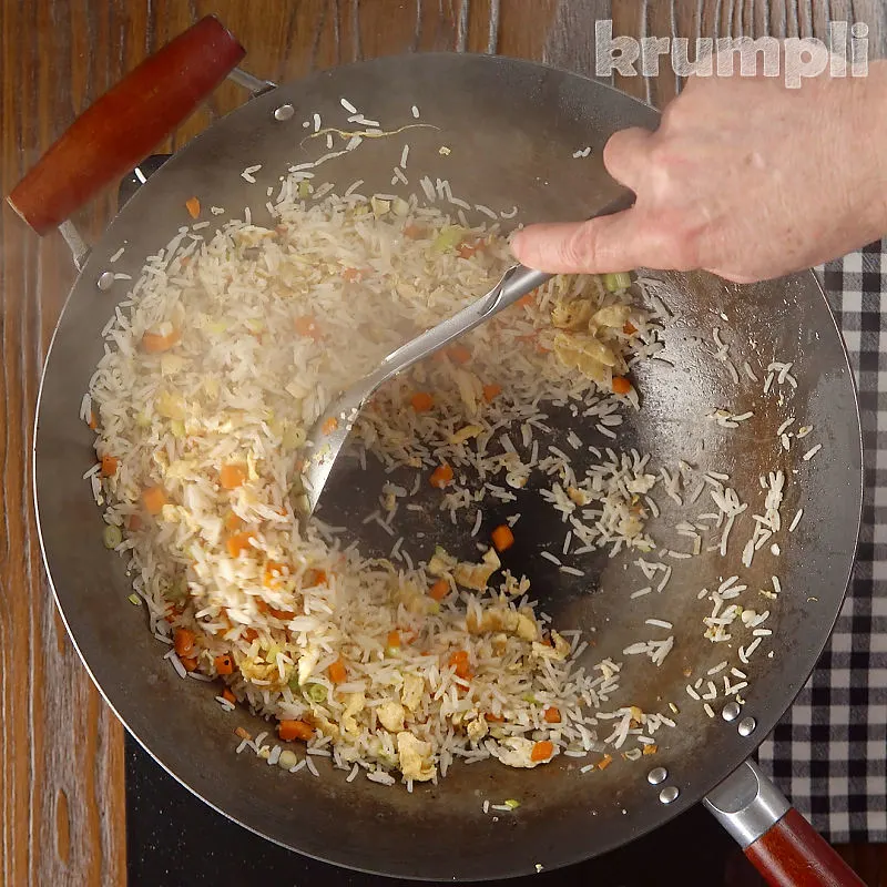 Special Fried Rice process shots 10 of 16