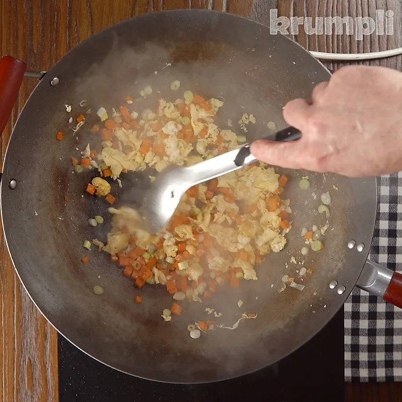 Special Fried Rice process shots 8 of 16