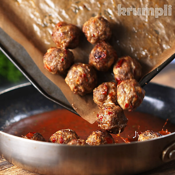 Meatball Pasta Bake process shots 14 of 19