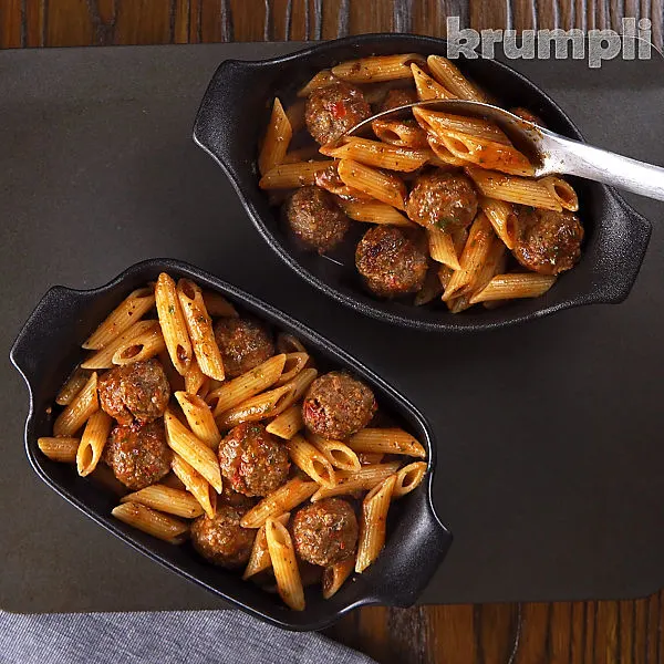 Meatball Pasta Bake process shots 17 of 19