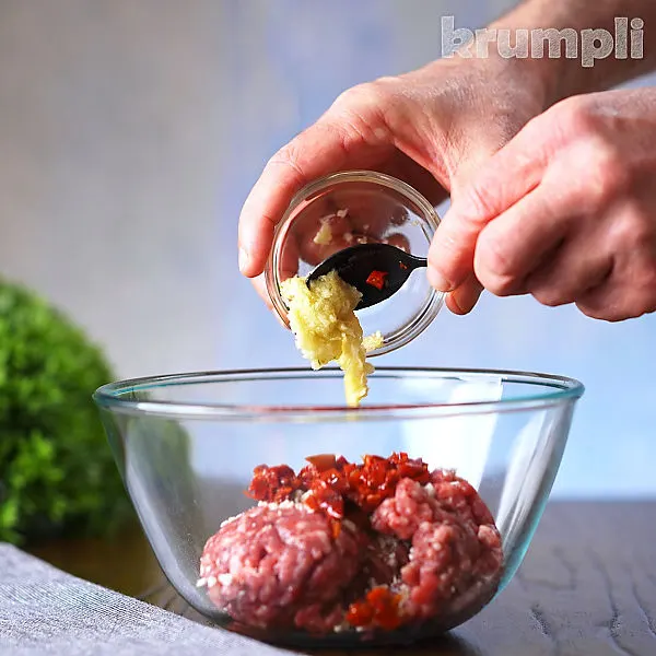 Meatball Pasta Bake process shots 2 of 19