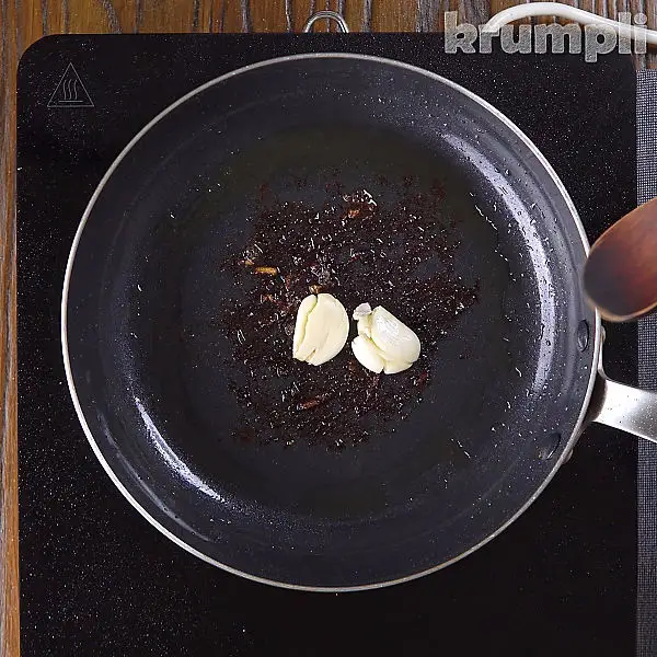 Black Pudding Meatballs process shots 10 of 17