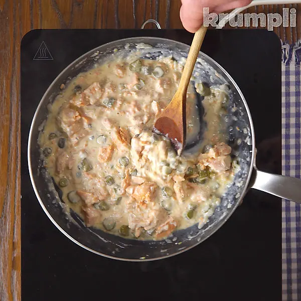 Canned Salmon Pasta process shots 6 of 9