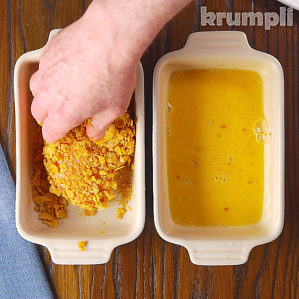 Cornflake Chicken process shots 5 of 15