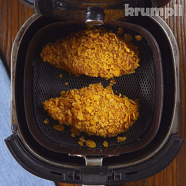 Cornflake Chicken process shots 6 of 15