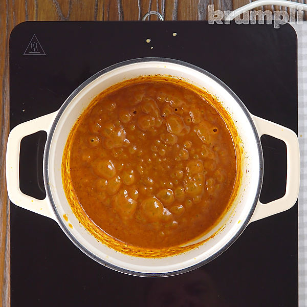 Thai Yellow Chicken Curry process shot 3 of 11