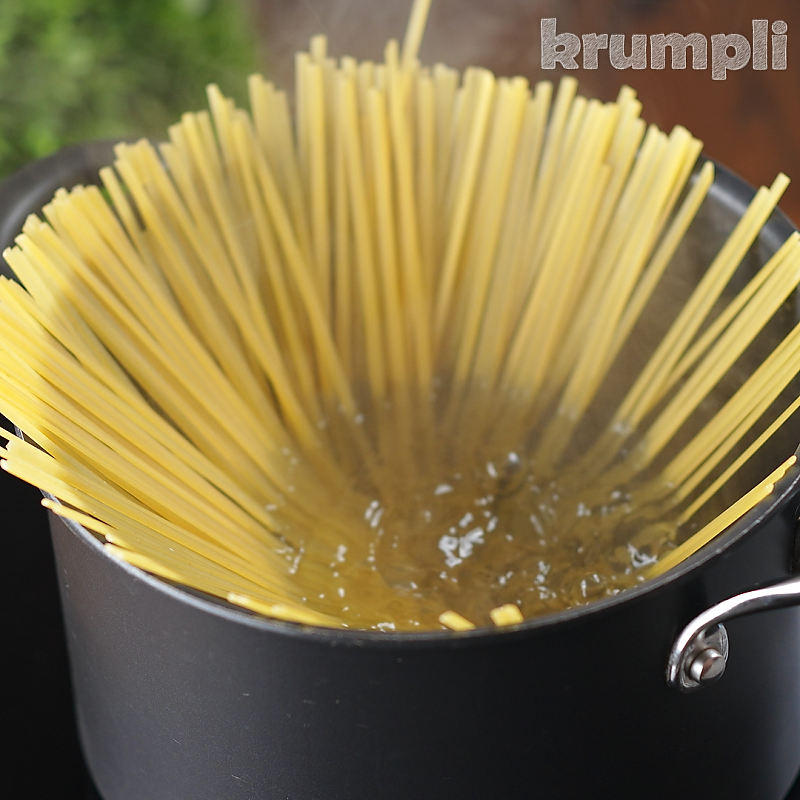 Linguini Pasta Cooking process shot