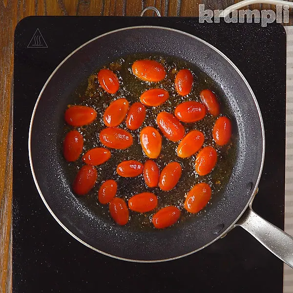 Harissa Pasta process shot 1 of 6