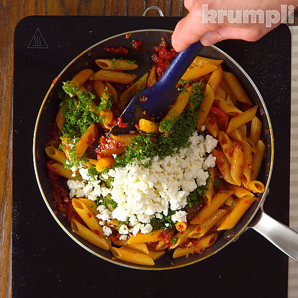 Harissa Pasta process shot 6 of 6