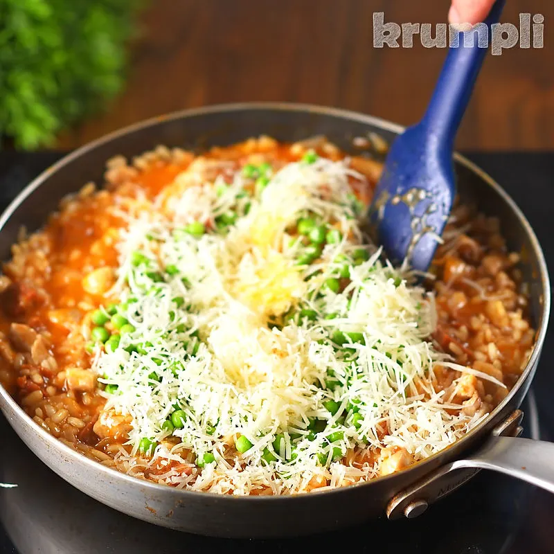 Chicken and Chorizo Risotto process shot 9 of 10