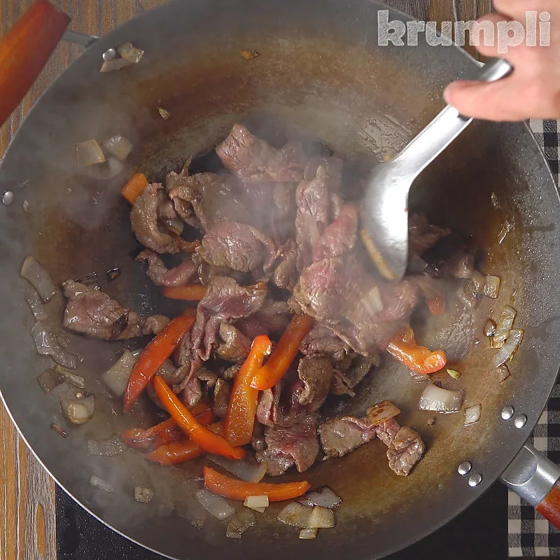 Thai Beef Stir Fry process shot 5 of 7
