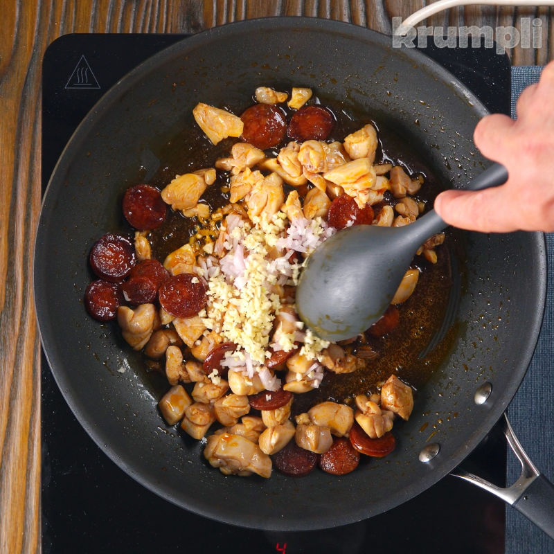 Chicken and Chorizo Pasta Bake process shot 3 of 9