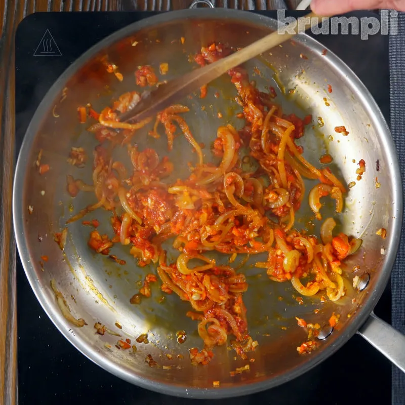 Chickpea Chilli process shot 2 of 7