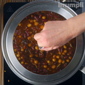 Chickpea Chilli process shot 7 of 7