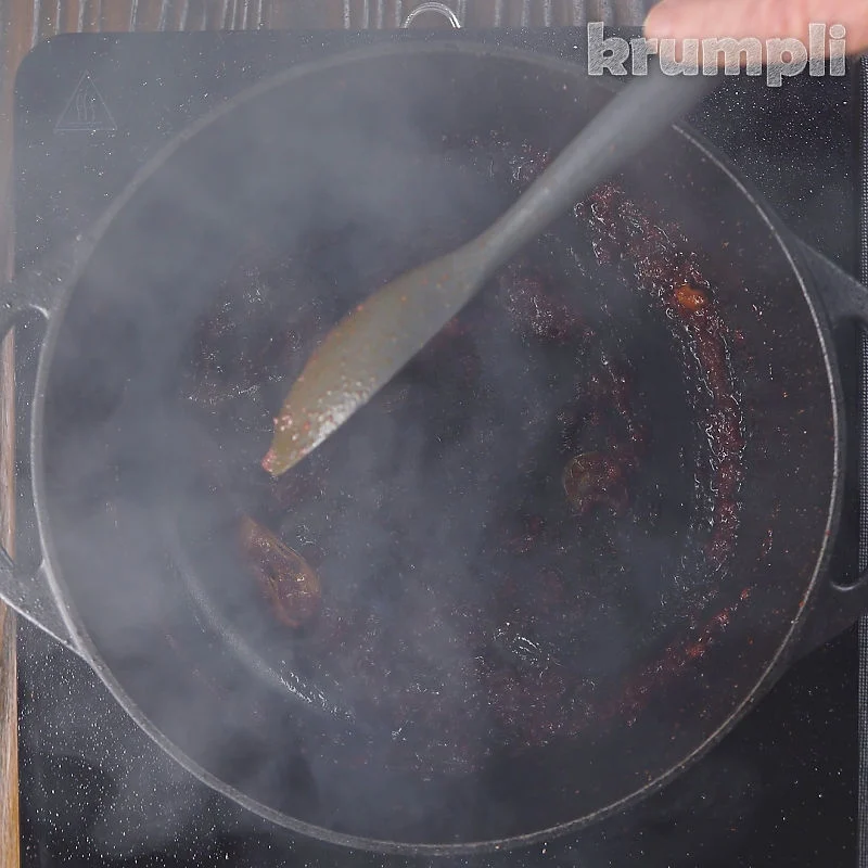 Oxtail Curry process shot 3 of 12