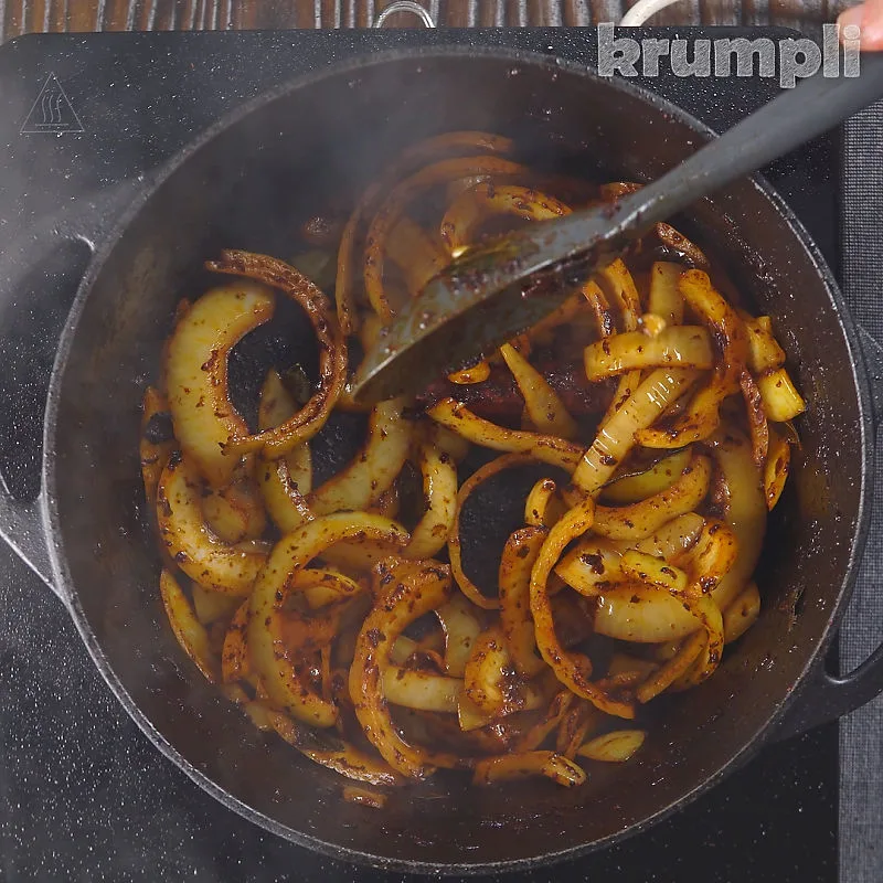 Oxtail Curry process shot 8 of 12