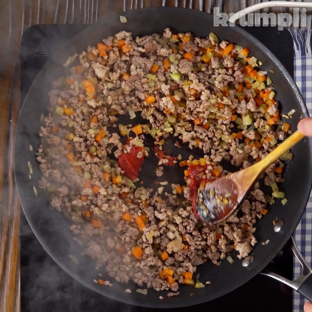 Pasta al Forno process shots 5 of 14