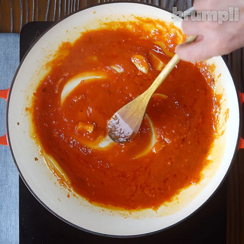 Spaghetti all'Assassina process shot 5 of 9