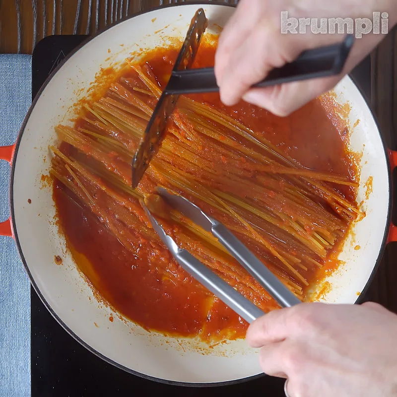 Spaghetti all'Assassina process shot 7 of 9
