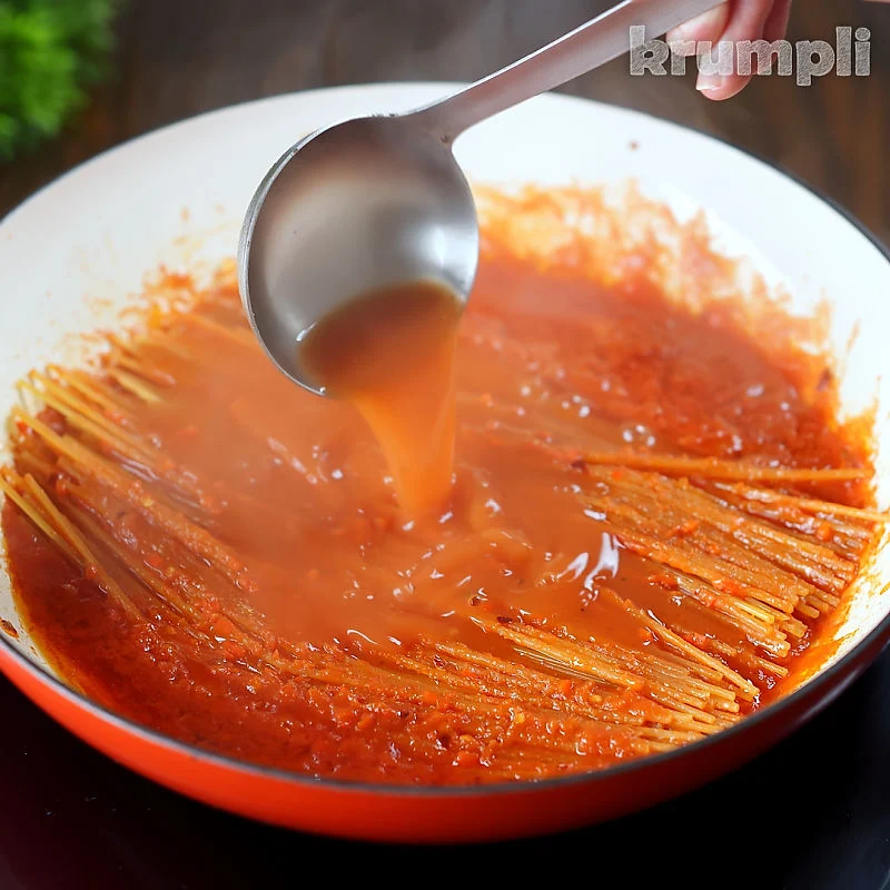 Spaghetti all'Assassina process shot 8 of 9