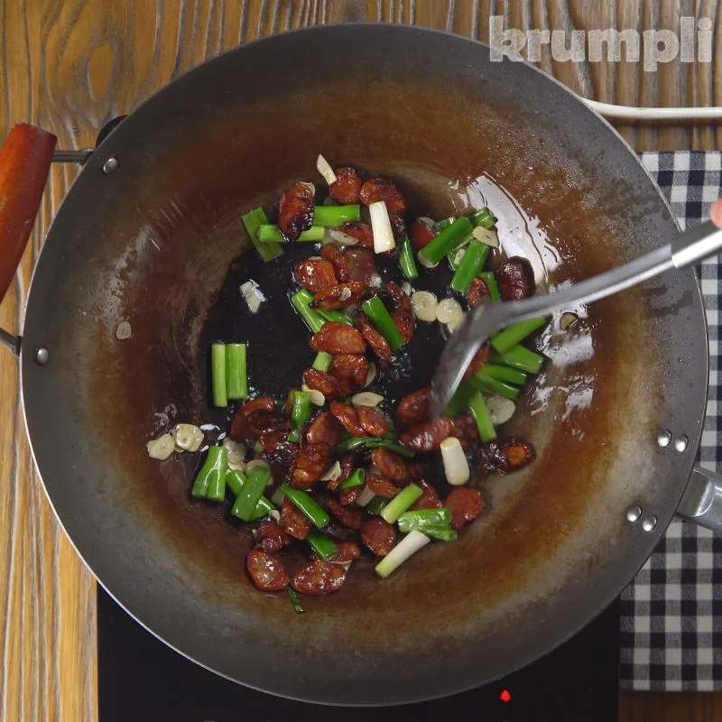 Char Kway Teow process shot 2 of 8