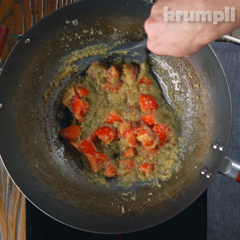 Chicken Dopiaza process shot 7 of 12