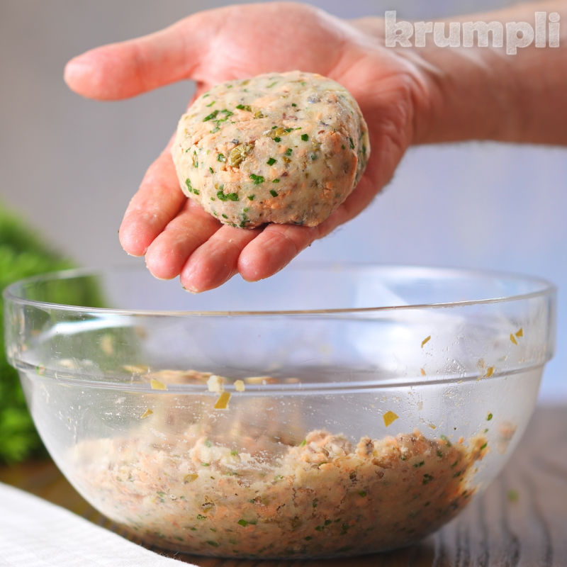 Salmon Fish Cakes process shot 3 of 5