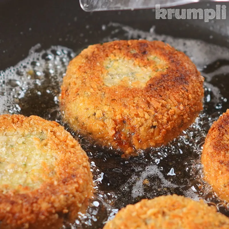 Salmon Fish Cakes process shot 5 of 5