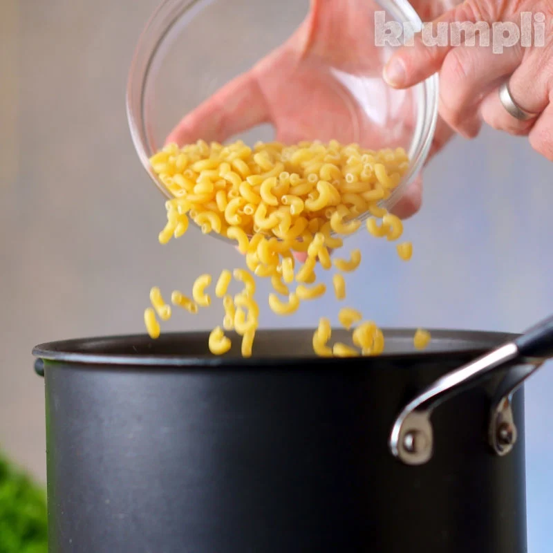 Cream Cheese Pasta process shot 1 of 8