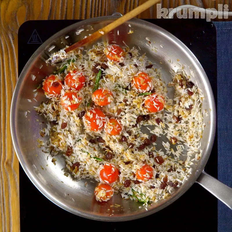 One Pot Chicken and Rice process shot 6 of 9