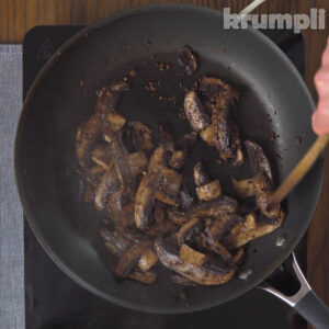 Chicken and Mushroom Curry Process Shot 5 of 7