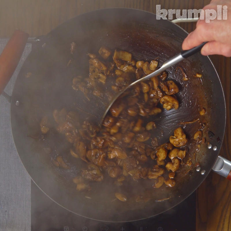 Chinese Chicken and Mushroom Process shot 7 of 10