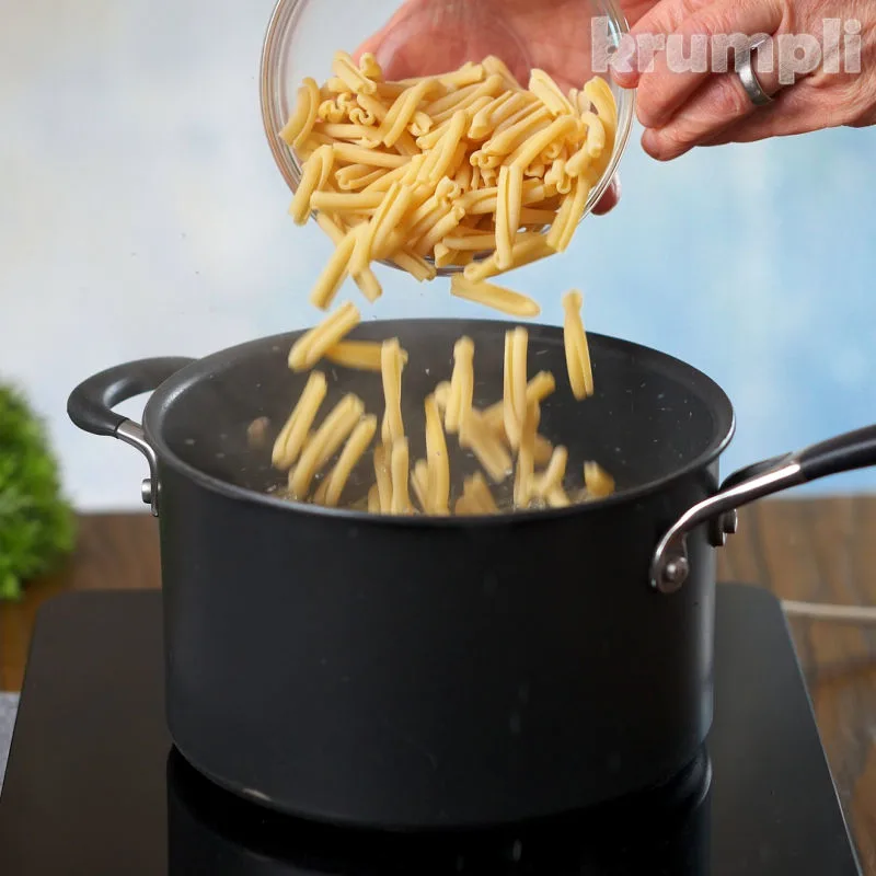 Pea and Asparagus Pasta process shot 1 of 6