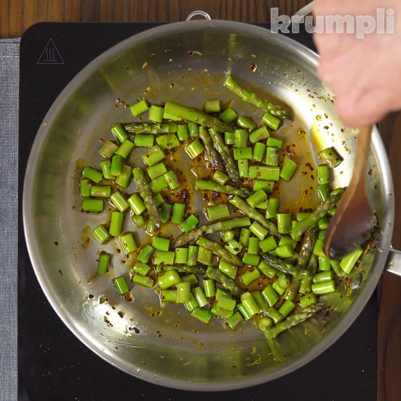 Pea and Asparagus Pasta process shot 4 of 6
