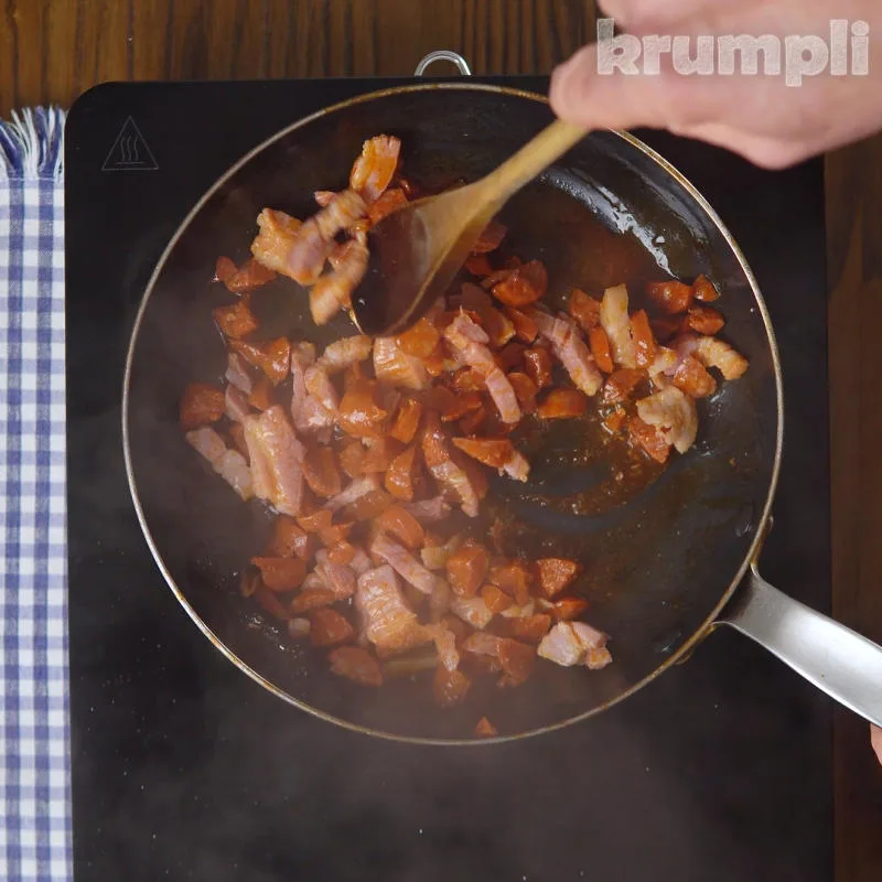 Chorizo and Bacon Pasta process shot 1 of 5
