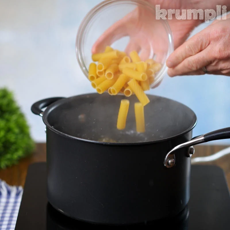Chorizo and Bacon Pasta process shot 4 of 5
