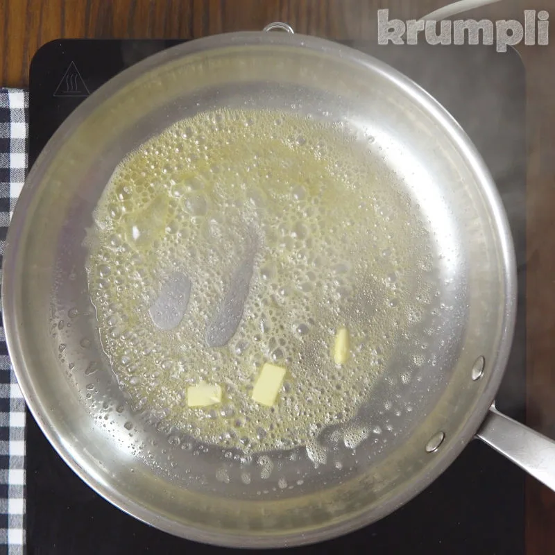 Chicken Florentine Process shot 1 of 8